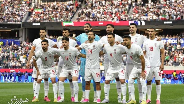 عکس پرواز کاروان فوتبال ایران به سوی سیاتل
