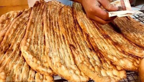 علت افزایش قیمت نان چیست؟/ یک نماینده مجلس: یارانه کلان آرد و نان تاثیر خود را در سفره مردم نشان نمی‌دهد