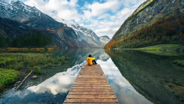 تنهایی قدم‌زدن در طبیعت باعث می‌شود کمتر احساس تنهایی کنید