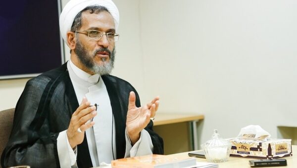 مازنی: خون‌خواهی با دیپلماسی و حل مشکلات معیشتی منافاتی ندارد/ پیام رهبری به معنای توقف مذاکرات نیست