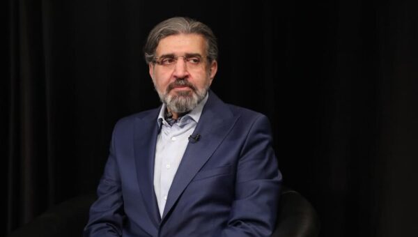 صادق خرازی: به ما اطلاع دادند که شهید خرازی ترور بیولوژیک شده بود/ حالش خوب بود و تحلیل سیاسی می کرد/ چه شد که ایشان ظرف ۳۶ ساعت ناگهان حالش وخیم شد؟