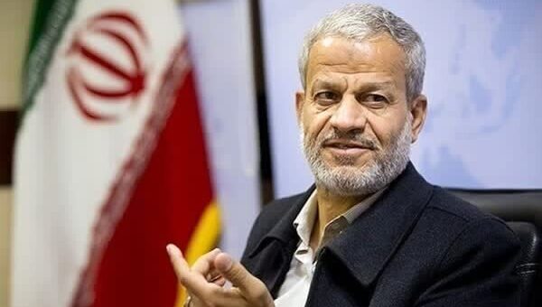 سخنگوی جبهه پایداری: ما با اصل مذاکره مخالف نیستیم/ مذاکره با ترامپ نباید صورت بگیرد