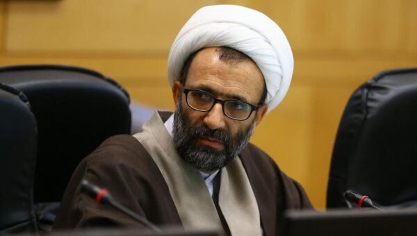 خط و نشان عضو هیئت رئیسه مجلس درباره حملات آمریکا؛ منافع اقتصادی دونالد ترامپ و داماد وی در منطقه نیز جزء اهداف مشروع جمهوری اسلامی است