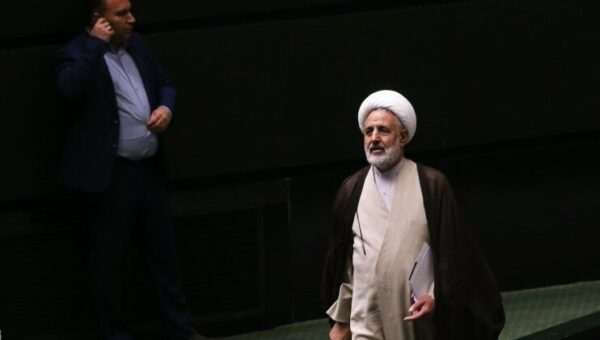 آیا در دوران رهبری جدید افکار و سلایق تازه در کشور حاکم می‌شود؟/  ذوالنوری: آیت‌الله سیدمجتبی خامنه‌ای دست‌پرورده و مخزن الاسرار۳۷ ساله رهبر شهید است