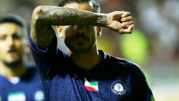 عکس  خرید جدید پرسپولیس از بچگی عاشق این تیم بود!