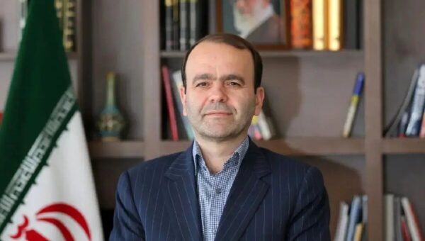 افشای احضار نمایندگان تندرو به دلیل طرح تحصن مقابل مجلس / افراطی ها حیات سیاسی خود را از دست خواهند داد اگر…