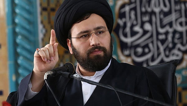 ببینید   علی خمینی:  برخی ساده‌انگارانه می‌گویند بجنگیم تا ترامپ در انتخابات شکست بخورد!