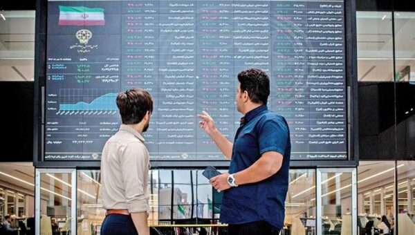 بورس در سراشیبی سقوط/ بازار سهام ۷۴ هزار واحد دیگر عقب نشست