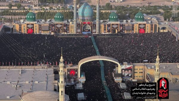 عکس های هوایی از مراسم تشییع رهبر شهید در قم
