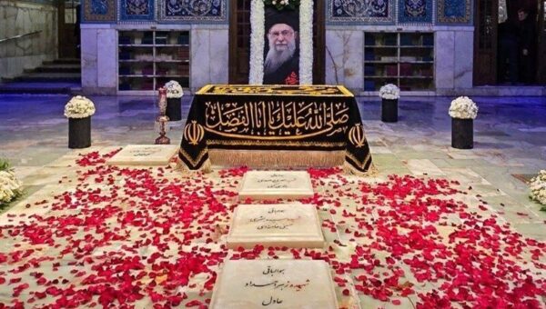 ببینید  امشب امکان زیارت مزار رهبر شهید انقلاب فراهم می‌شود