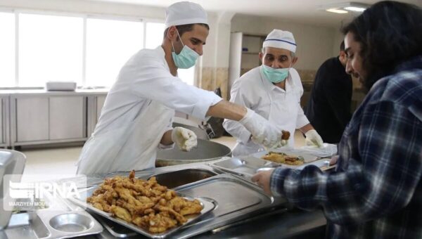 پاسخ معاون وزیر علوم به نگرانی دانشجویان درباره افزایش نرخ غذا