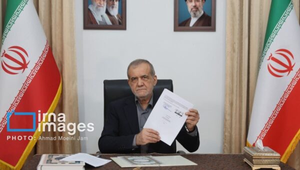 ایرنا: ایران از تفاهم‌نامه اسلام‌آباد خارج نشده‌است / تعلبق پاسخ مشروع به نقض اساسی / قرار نیست توافق جدیدی مذاکره شود / تمام تعهدات تعلیق شد؛ اما …