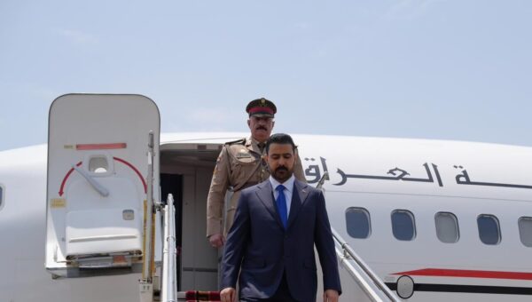 نخست وزیر عراق وارد تهران شد
