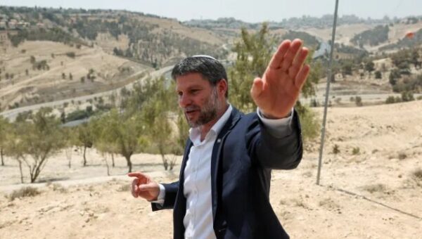 اعتراف علنی به پاک‌سازی قومی فلسطین / اسموتریچ: قصد داریم فلسطینی‌ها را از غزه و کرانه باختری بیرون کنیم