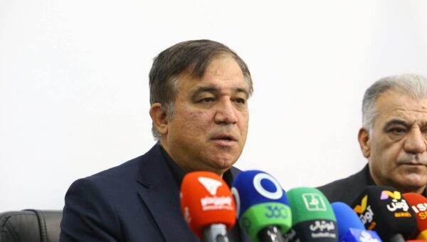 واکنش تاجرنیا به تمدید قرارداد روزبه چشمی با استقلال