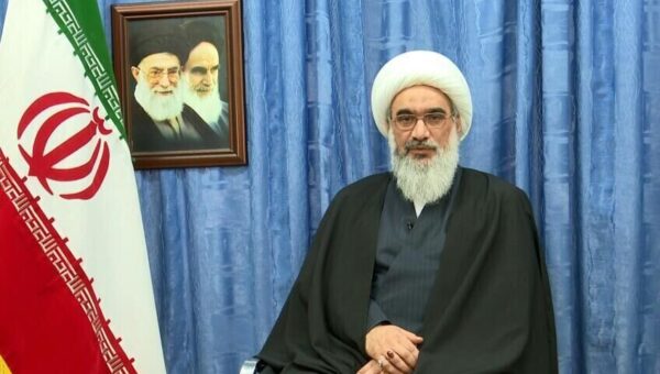 امام جمعه بوشهر: امام حسن(ع) با عقلانیت سیاسی اسلام را از انحراف نجات داد/ برابر آن حضرت، جبهه‌های نفاق، قدرت‌طلبی و سکوت شکل گرفته بود