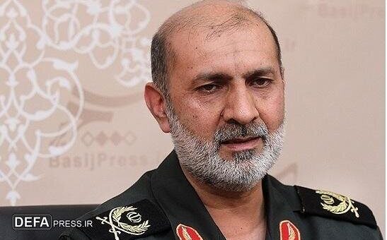 اظهارات مهم مقام ارشد دفتر فرماندهی کل قوا درباره جنگ احتمالی ایران و آمریکا/ برای بدترین سناریوها آمادهایم/ در جنگ احتمالی تهاجمیتر پاسخ میدهیم