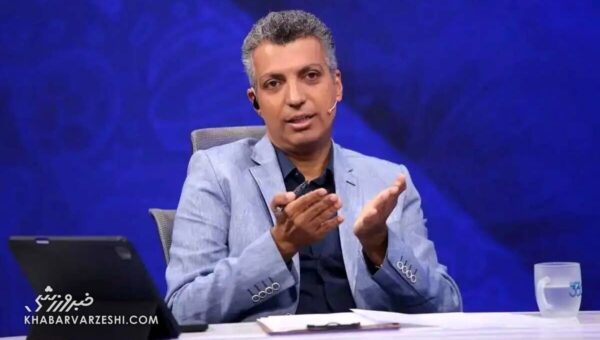 دفاع روزنامه اطلاعات از عادل فردوسی پور: چرا می خواهید آدمها کاملا همانی باشند که شما می خواهید؟