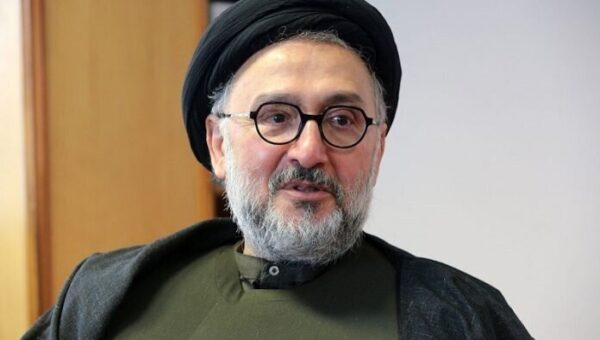 افراطی گری یا فراتر از آن؟ / واکنش ابطحی به محمدباقر خرازی: حرف‌های او افتتاح شعبه رسمی داعش است