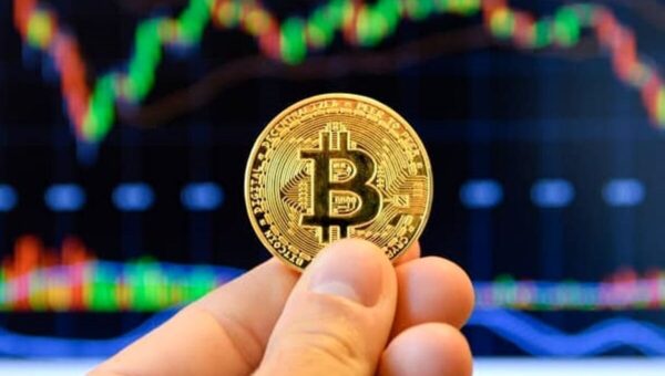 آخرین وضعیت بازار رمزارزها در جهان/ معاملات ۶ رمزارز متوقف شد