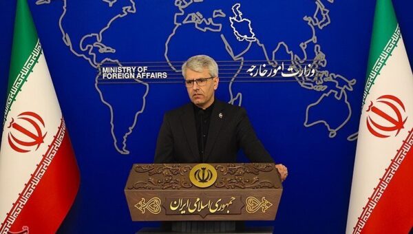 بقایی: تفاهم با عمان به معنای بازگشایی تنگه هرمز نیست / وضعیت تنگه هرمز به شرایط قبل از ۹ اسفند بر نمی‌گردد / انسداد تنگه هرمز به دلیل بدعهدی آمری
