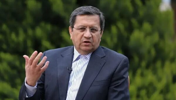 همتی: اظهارات وزیر خزانه‌داری آمریکا با مواضع قبلی وی درباره اقتصاد ایران متناقض است