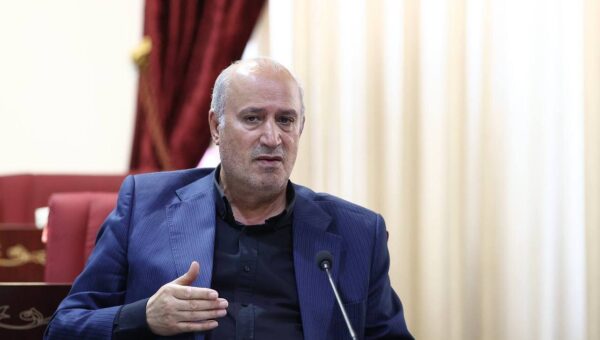 دستور تاج هیچوقت اجرا نمی شود و پولهای نجومی به فوتبالیستها پرداخت خواهد شد