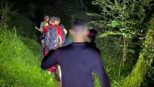 نجات ۶ گردشگر مفقودشده در جنگل‌های بندپی شرقی بابل