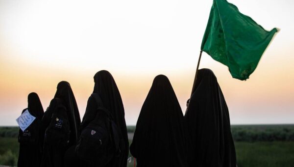 شکستن حافظه تاریخی جنگ و الگوی مردانه زیارت / روایت‌های زنانه از منسک‌سازی در راهپیمایی اربعین بزرگ‌ترین آیین شیعی