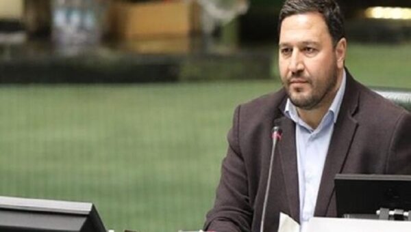 اظهارات عضو هیات رئیسه مجلس درباره شروط ایران برای بازگشایی تنگه هرمز