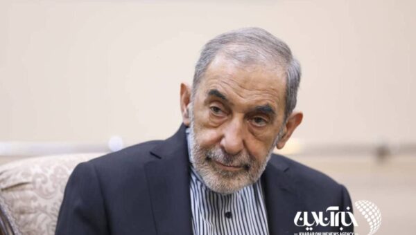 واکنش مشاور رهبرانقلاب به بسته شدن پروازهای نجف به ایران با کنایه تند به الزیدی: فرودگاهی که دروازه‌ی زیارت عاشقان امیرالمؤمنین(ع)بود، بسته شد + متن