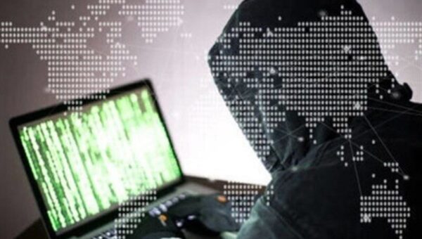 کلاهبرداری ۴ میلیارد تومانی با پیش‌فروش آیفون ۱۸ در اینستاگرام
