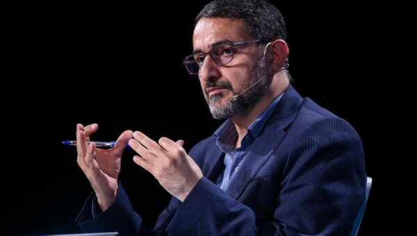 عضو کمیسیون امنیت ملی: مردم ایران برای قصاص ترامپ فاسد به‌پا خاسته‌اند/ آرزویشان قصاص تو، فرماندهان سنتکام و نتانیاهو است