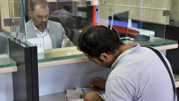 شرایط برای خریداران مسکن سخت‌تر شد/ قیمت وام مسکن چقدر افزایش پیدا کرد؟
