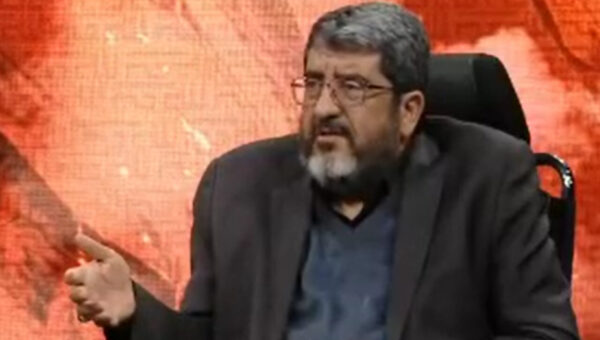 انتقاد فواد ایزدی از دلسی رودریگز؛ پدرش زیر شکنجه دیکتاتور دستنشانده آمریکا کشته شد و رئیس دفتر چاورز بود اما حالا خائن به کشور و مردم ونزوئلا است