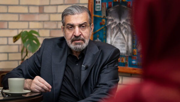 صادق خرازی: آن زمانی که چینی‌ها می‌خواستند در کشور ما یک پایگاه امنیتی داشته باشند، ما خواب بودیم/ دنیای امروز، دنیای بده‌بستان است