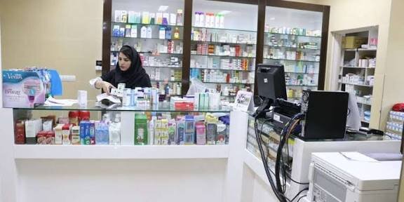 شوک تازه به بازار دارو؛ قیمت داروهای ایرانی ۱۵۰ درصد و خارجی تا ۵۰۰ درصد بالا رفت / دارو در حال حذف شدن از سبد سلامت برخی اقشار