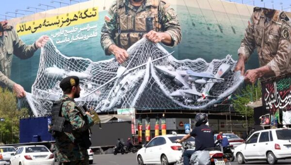 ولی نصر: نظم خاورمیانه دیگر بر مبنای مهار ایران نخواهد بود / جنگ آمریکا باعث شد ایران قدرتمندتر شود
