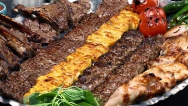گردشگری با طعم کباب؛ سومین جشنواره «سرآشپزان» در سجاس برگزار می‌شود