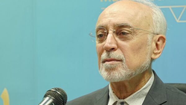 صالحی: در کنار شبکه دانشمندان، باید «شبکه جهانی بانیان علم» را شکل دهیم