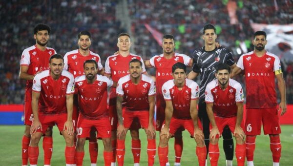 تارتار در پرسپولیس به دنبال ارائه فوتبال زیباست؛ اورونوف کمی بی‌انگیزه بازی می‌کند