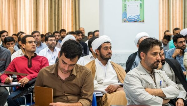احکام شرعی | حکم دریافت شهریه و کمک‌هزینه بدون پایبندی به برنامه آموزشی