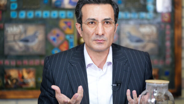 مرتضی نظری: هزار و ۱۰۰ ملک مدرسه دولتی به‌جای آموزش رایگان به مدارس غیردولتی واگذار شده + ویدیو