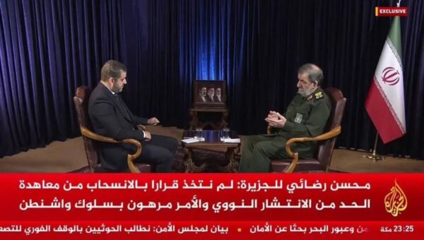 محسن رضایی: خود را کاملاً برای یک جنگ سرنوشت‌ساز آماده کرده‌ایم/ قالیباف و ونس کمیته ای برای حل اختلافات تشکیل داده بودند