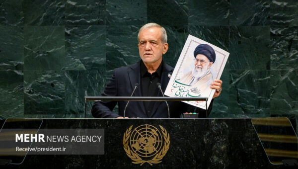 قاب‌هایی متفاوت از سفر رئیس‌جمهور به نیویورک + تصاویر
