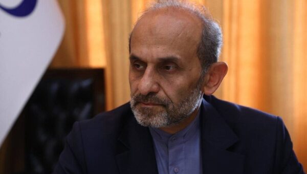روزنامه اصولگرا: ادامه مدیریت فعلی صداوسیما قابل قبول نیست/ نه روسای قوا راضی اند نه نخبگان کشور نه دبیر شورای انقلاب فرهنگی، نه دیگران