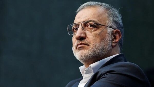 توئیت علیرضا زاکانی: مملکت به «خروس جنگی» نیاز ندارد!