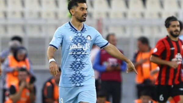 پاسخ منفی عالیشاه به تقدیر پرسپولیس؛ کاپیتان با مدیران تیم سابق رودررو نشد!